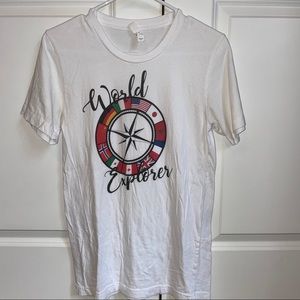 Disney EPCOT world explorer t shirt size small